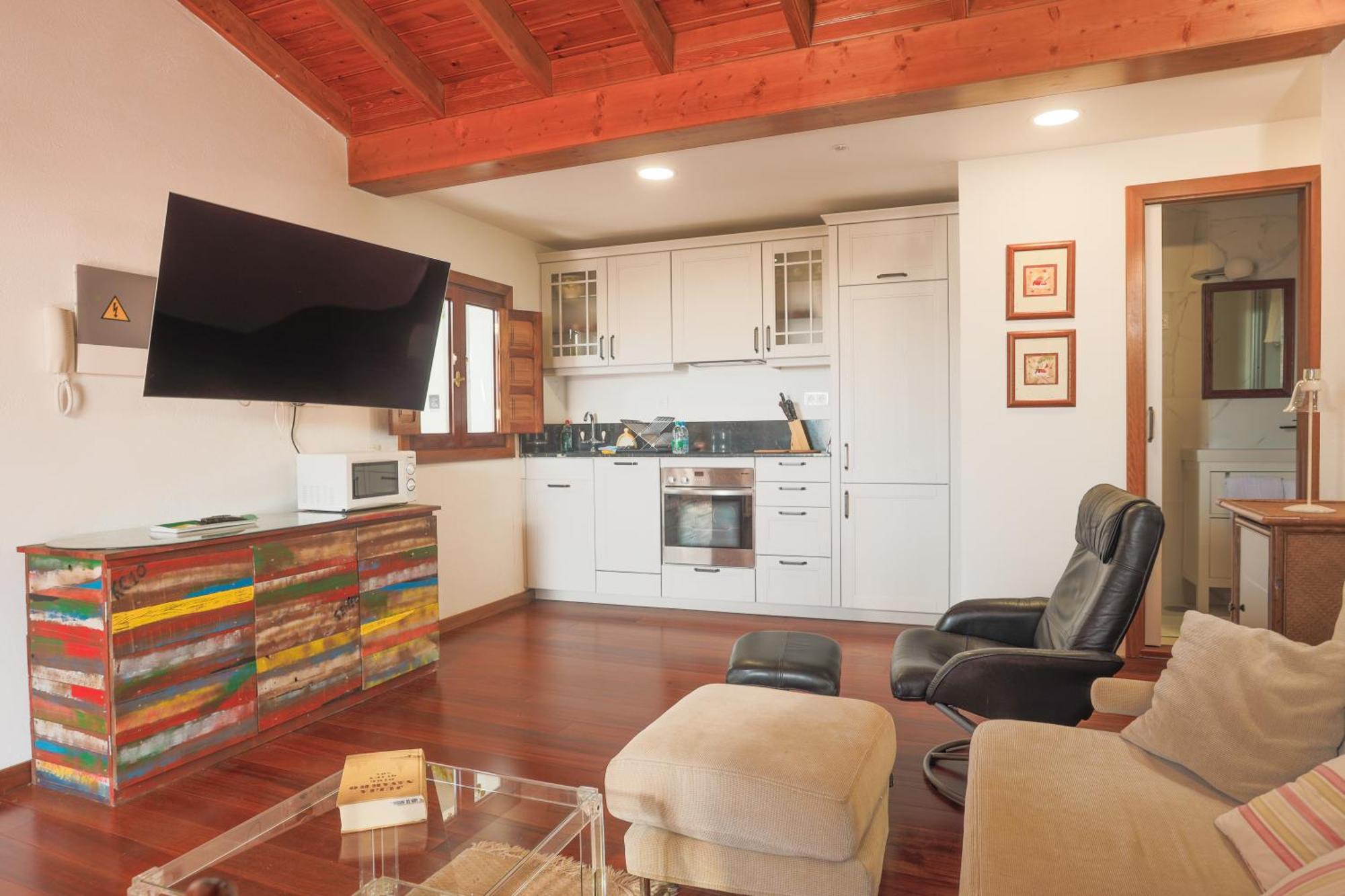 Upper House “El Estanco 14” Apartment Vega de San Mateo Exterior photo